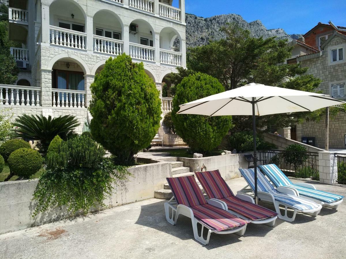 Apartman Horizont Apartment Omis Bagian luar foto